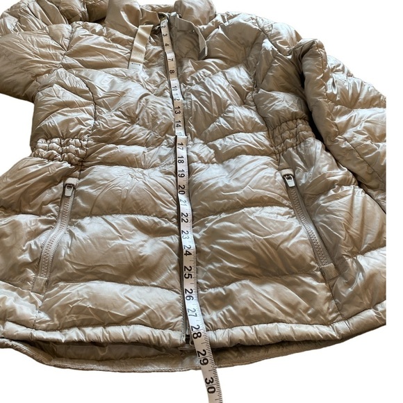 Athleta Banner Peak Down Jacket, Dove Grey Champagne, Size Large EUC - Picture 8 of 11
